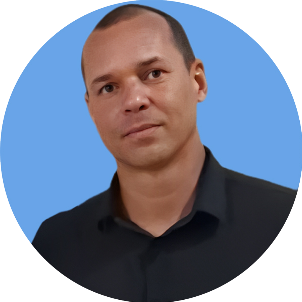 Professor Carlos Gutembergue